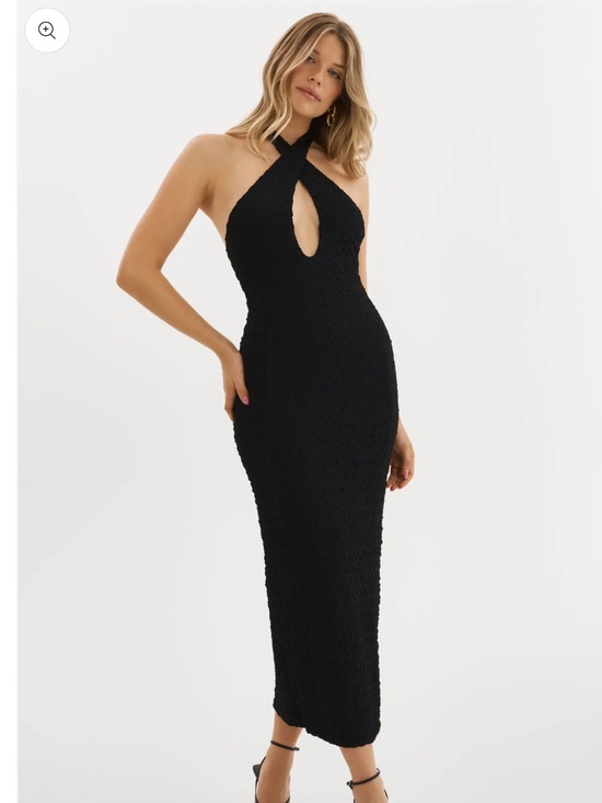Lamarque Dresses & Skirts - Lamarque milca halter dress
